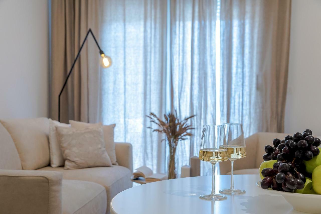 The Pleasurist - Apartment With Private Heated Pool And Terrace Split Exteriör bild